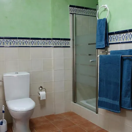 La Escondida Ronda, * روندا