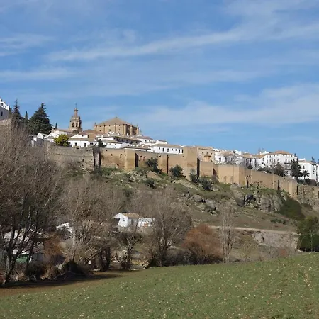 فندق مبيت وإفطار La Escondida Ronda, *