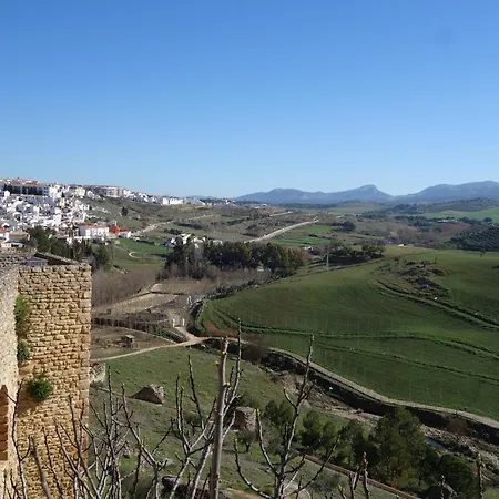 La Escondida Ronda, * روندا