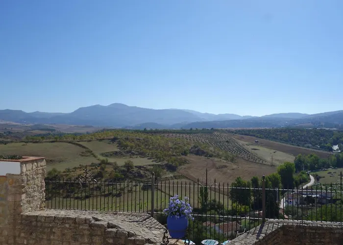 La Escondida Ronda, לינה וארוחת בוקר רונדה